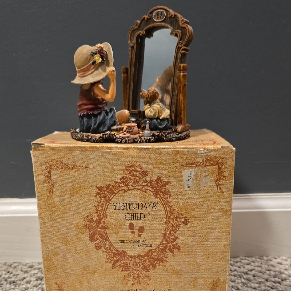1995 Boyds Bear Yesterday's Child Figurine